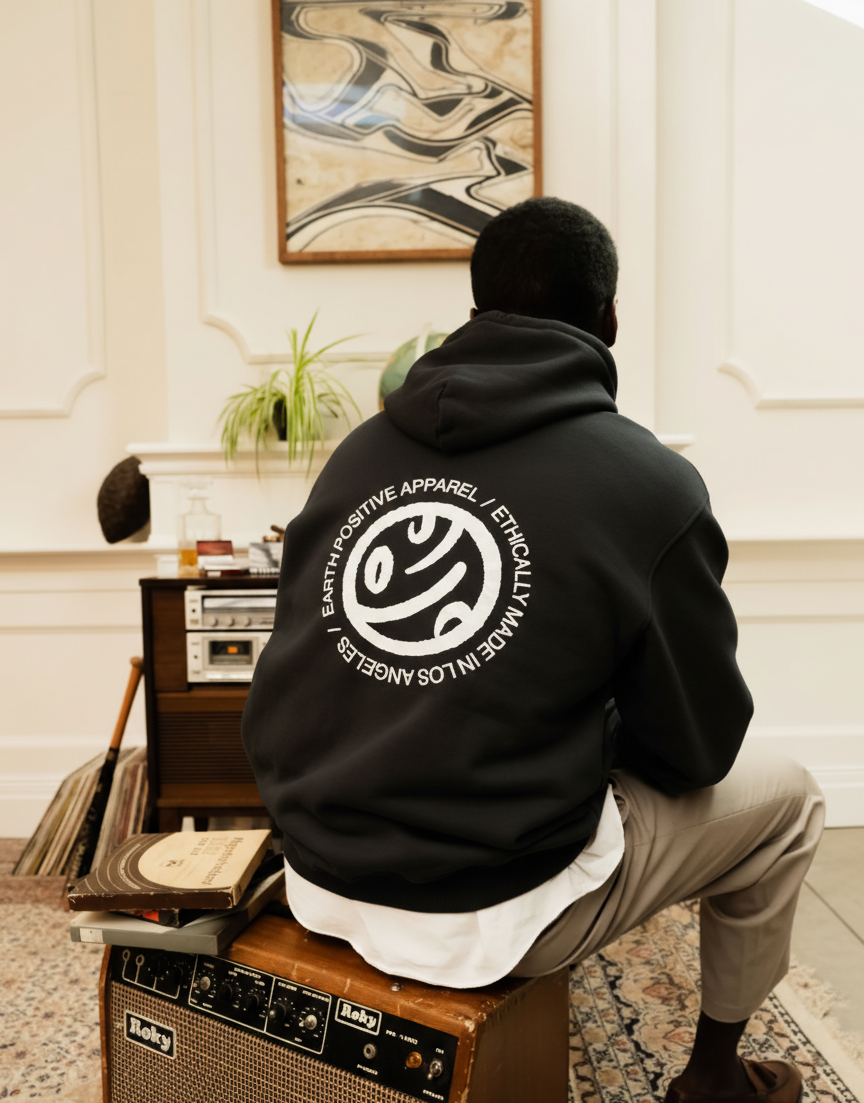 CLASSIC Pullover Hoodie | Black